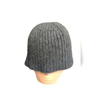 Club Monaco - 100% Cashmere Beanie Hat Toque in Gray